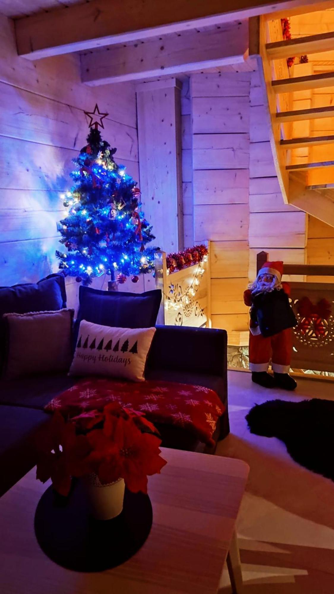 Wood House Apartment *